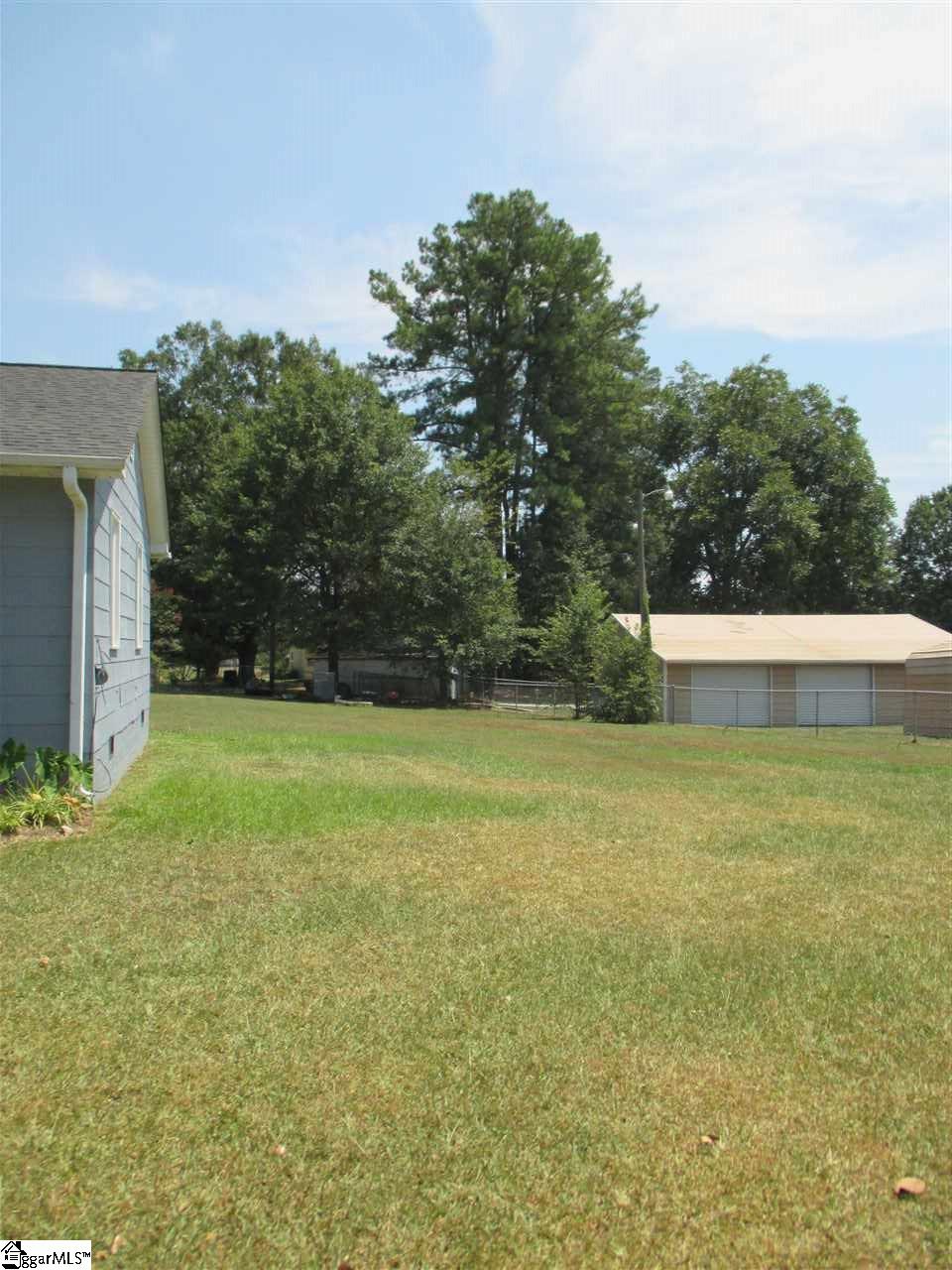 194 Blalock Road Boiling Springs, SC 29316 - Photo 10 of 12 Gallery Image 10