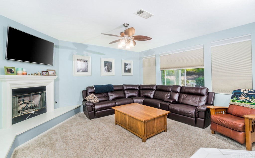 26316 Peacock Place Stevenson Ranch, CA 91381 - Photo 19 of 51 Gallery Image 19