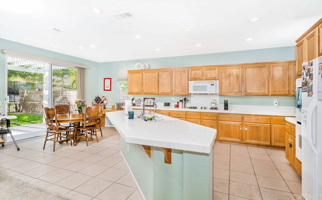26316 Peacock Place Stevenson Ranch, CA 91381 - Photo 23 of 51 Gallery Image 23