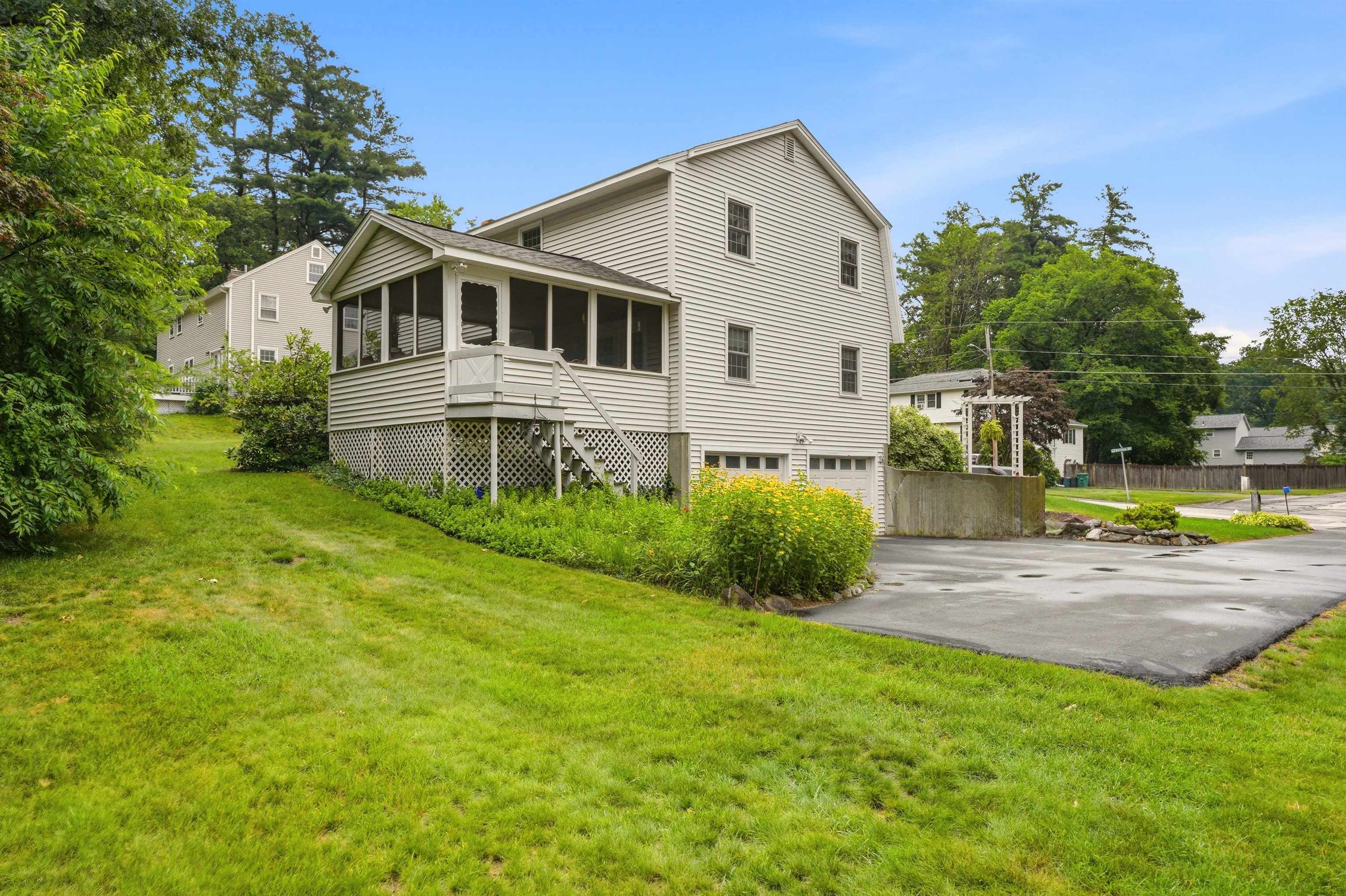 9 Whitman Road Nashua, NH 03062 - Photo 37 of 39