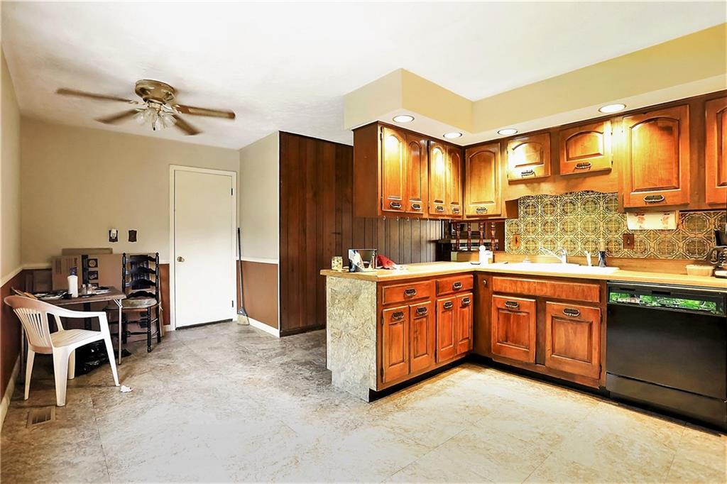 3702 Marseille Road Indianapolis, IN 46226 - Photo 7 of 24 Gallery Image 7