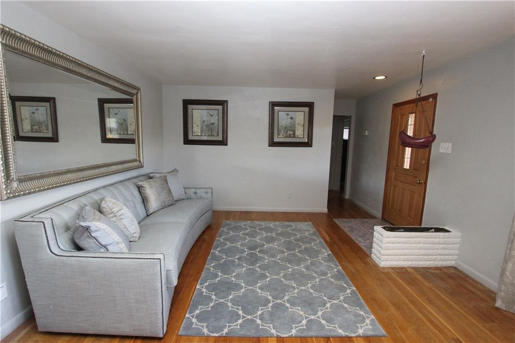 81 West Bruceton Road Pittsburgh, PA 15236 - Photo 4 of 24 Gallery Image 4