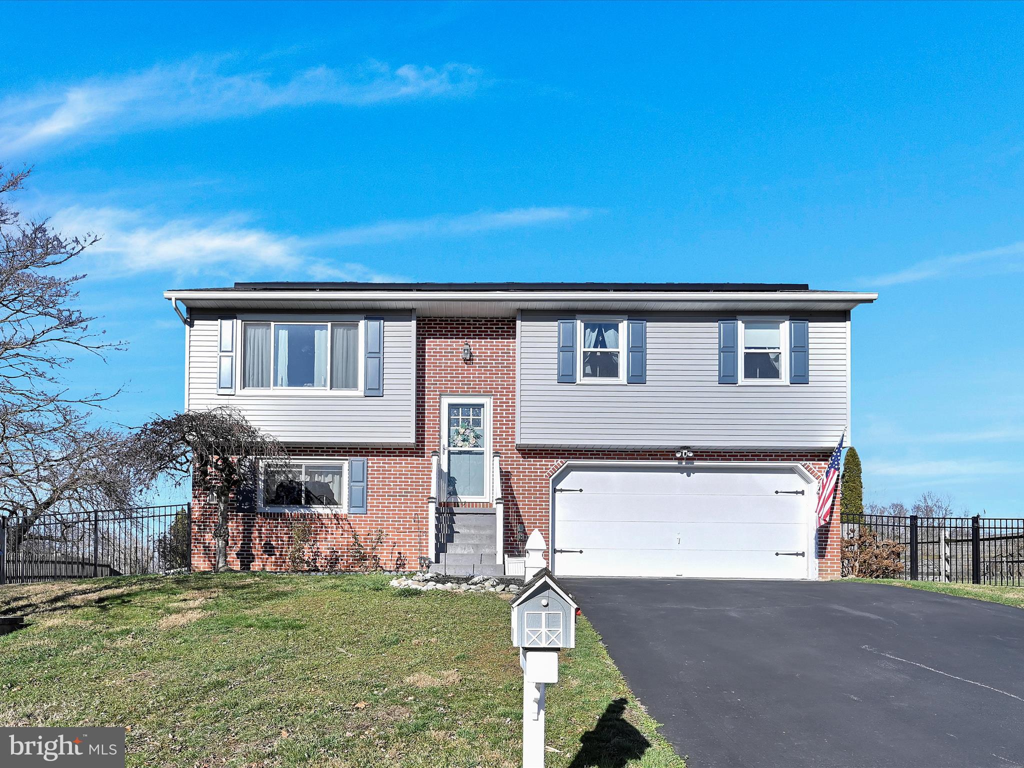 64 Browning Road Lancaster, PA 17602 - Photo 1 of 33 Front