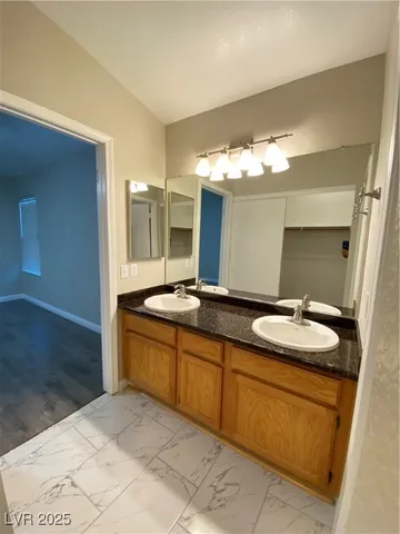 $1,850 | 1837 Navajo Lake Way, Las Vegas, NV 89128