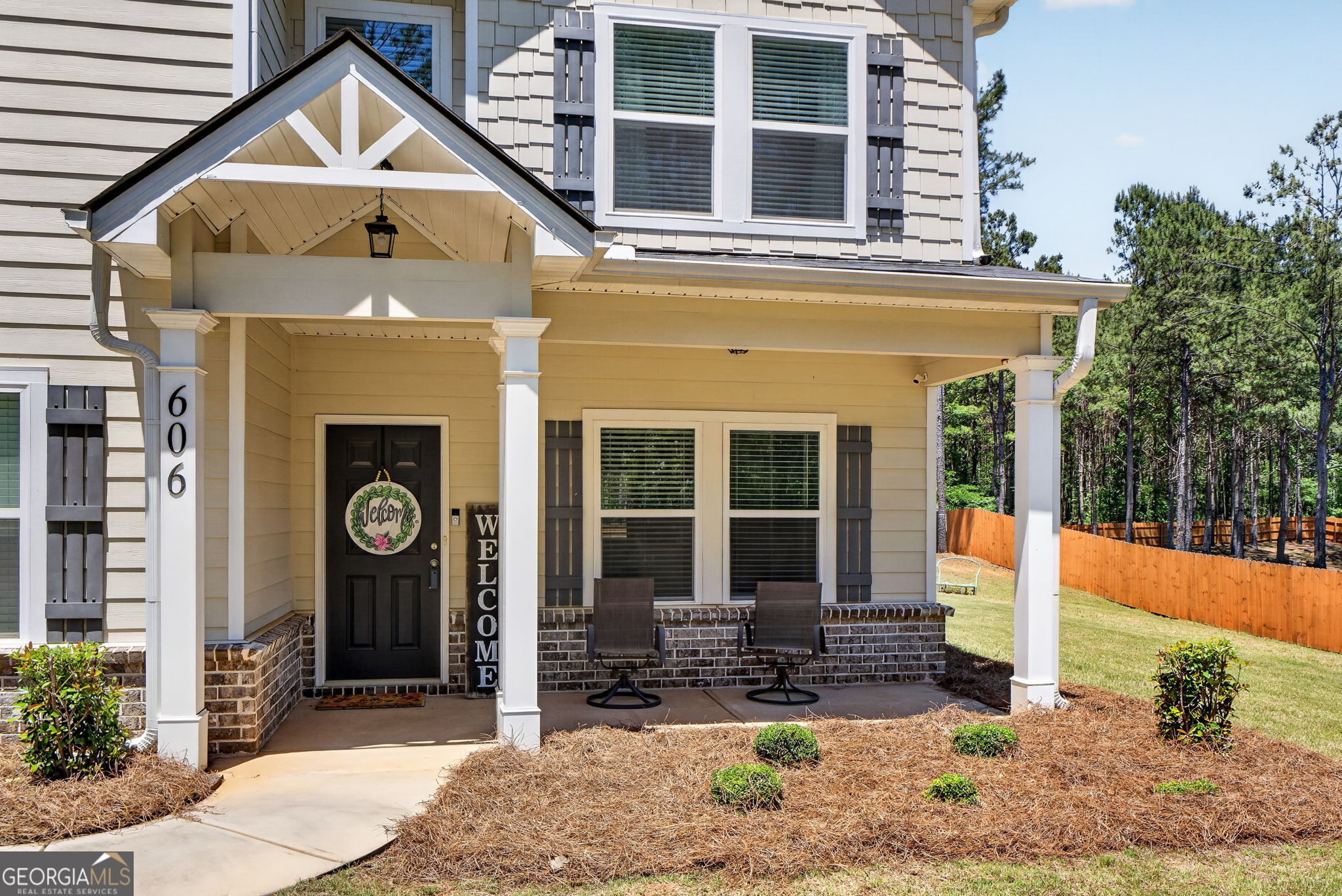 606 Sutton Road Forsyth, GA 31029 - Photo 2 of 38