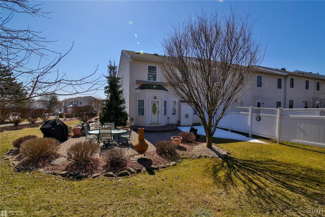 1248 Old Gate Road Northampton, PA 18067 - Photo 43 of 45 Private seating area for entertaining