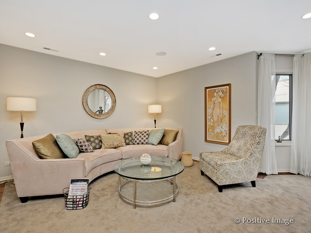 2053 North Halsted Street, Unit B Chicago, IL 60614 - Photo 16 of 25