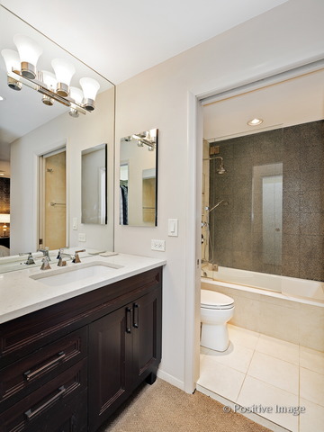 2053 North Halsted Street, Unit B Chicago, IL 60614 - Photo 19 of 25