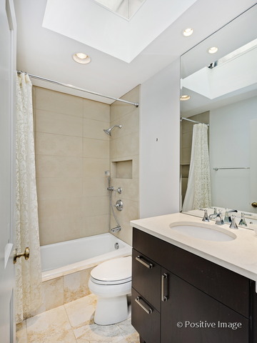 2053 North Halsted Street, Unit B Chicago, IL 60614 - Photo 22 of 25