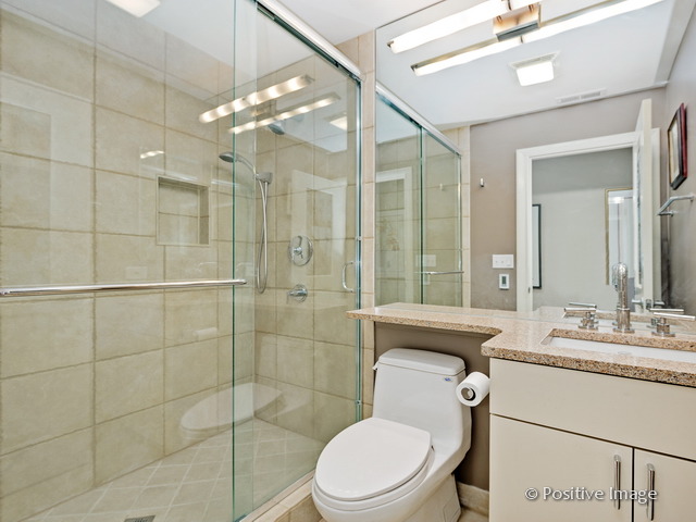 2053 North Halsted Street, Unit B Chicago, IL 60614 - Photo 24 of 25