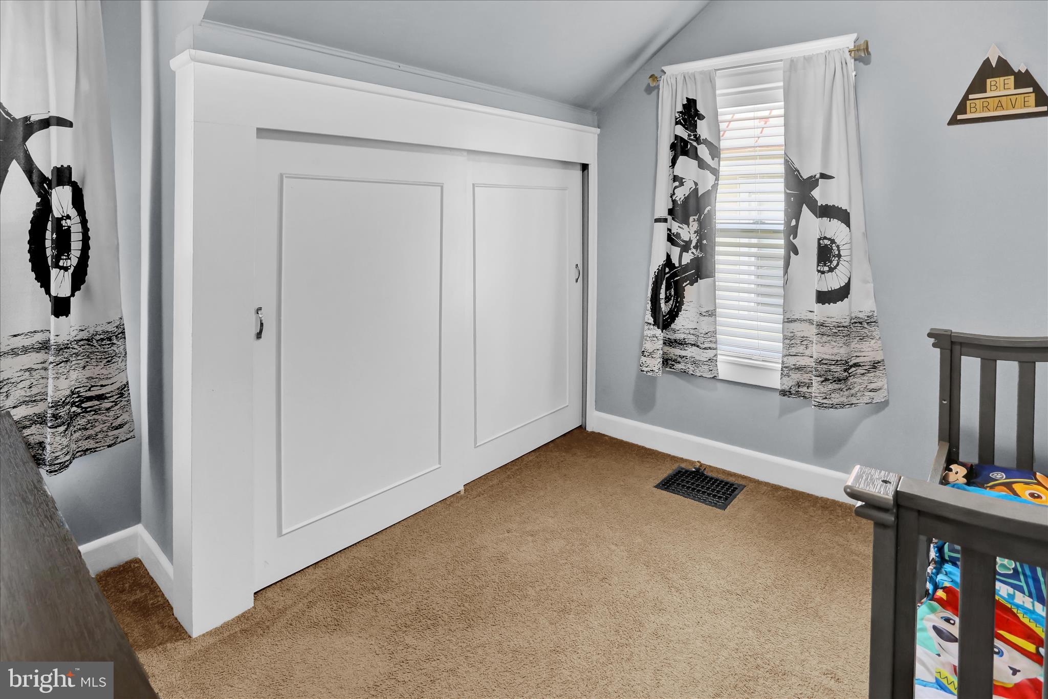 738 Philadelphia Avenue Reading, PA 19607 - Photo 20 of 37 E26A3713