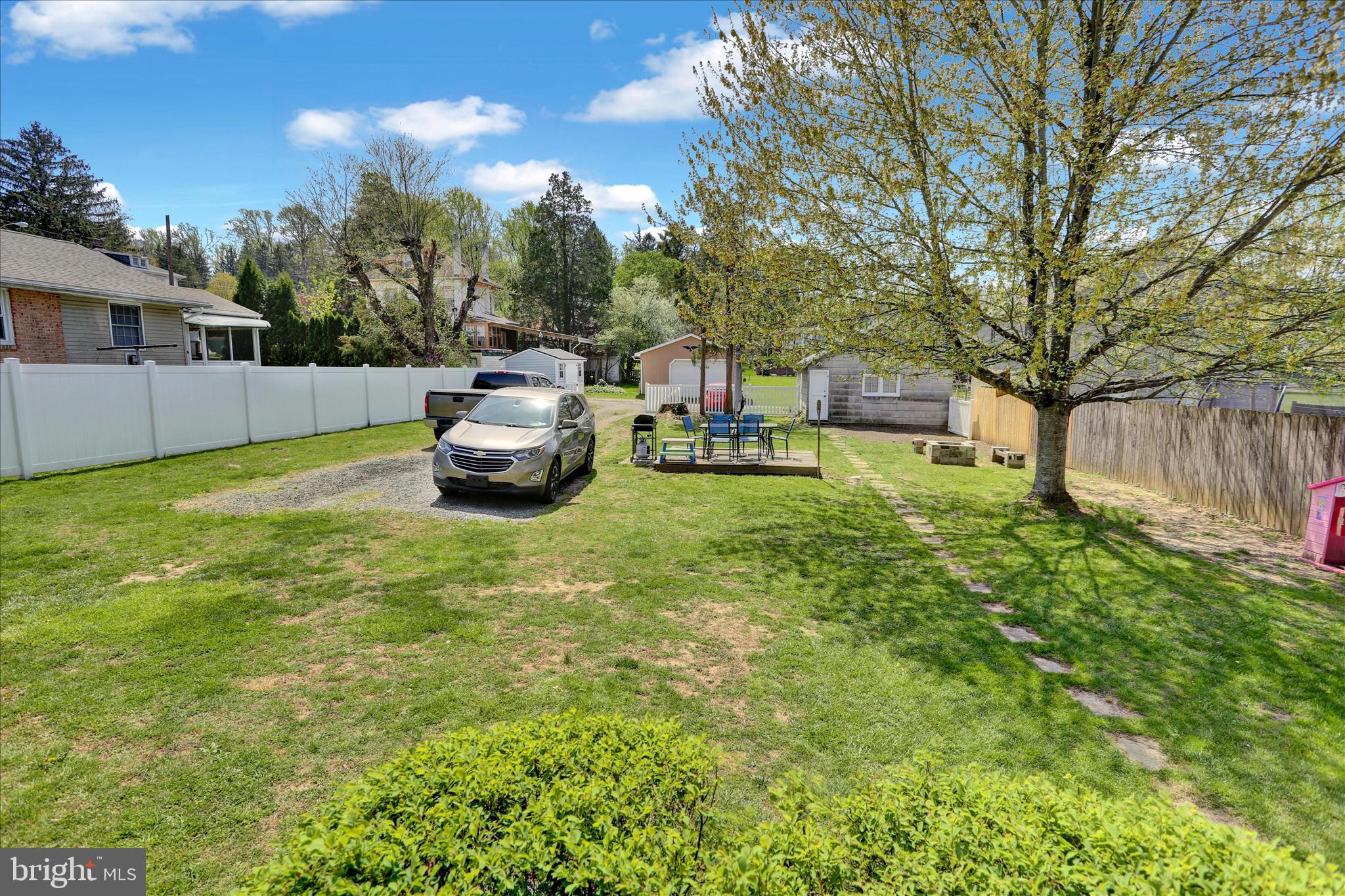 738 Philadelphia Avenue Reading, PA 19607 - Photo 32 of 37 E26A3773