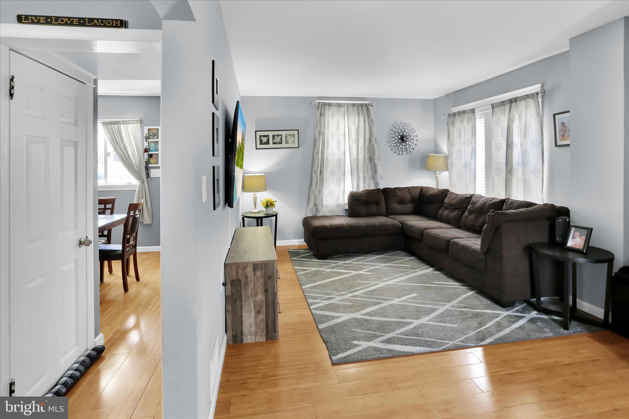 738 Philadelphia Avenue Reading, PA 19607 - Photo 6 of 37 E26A3643