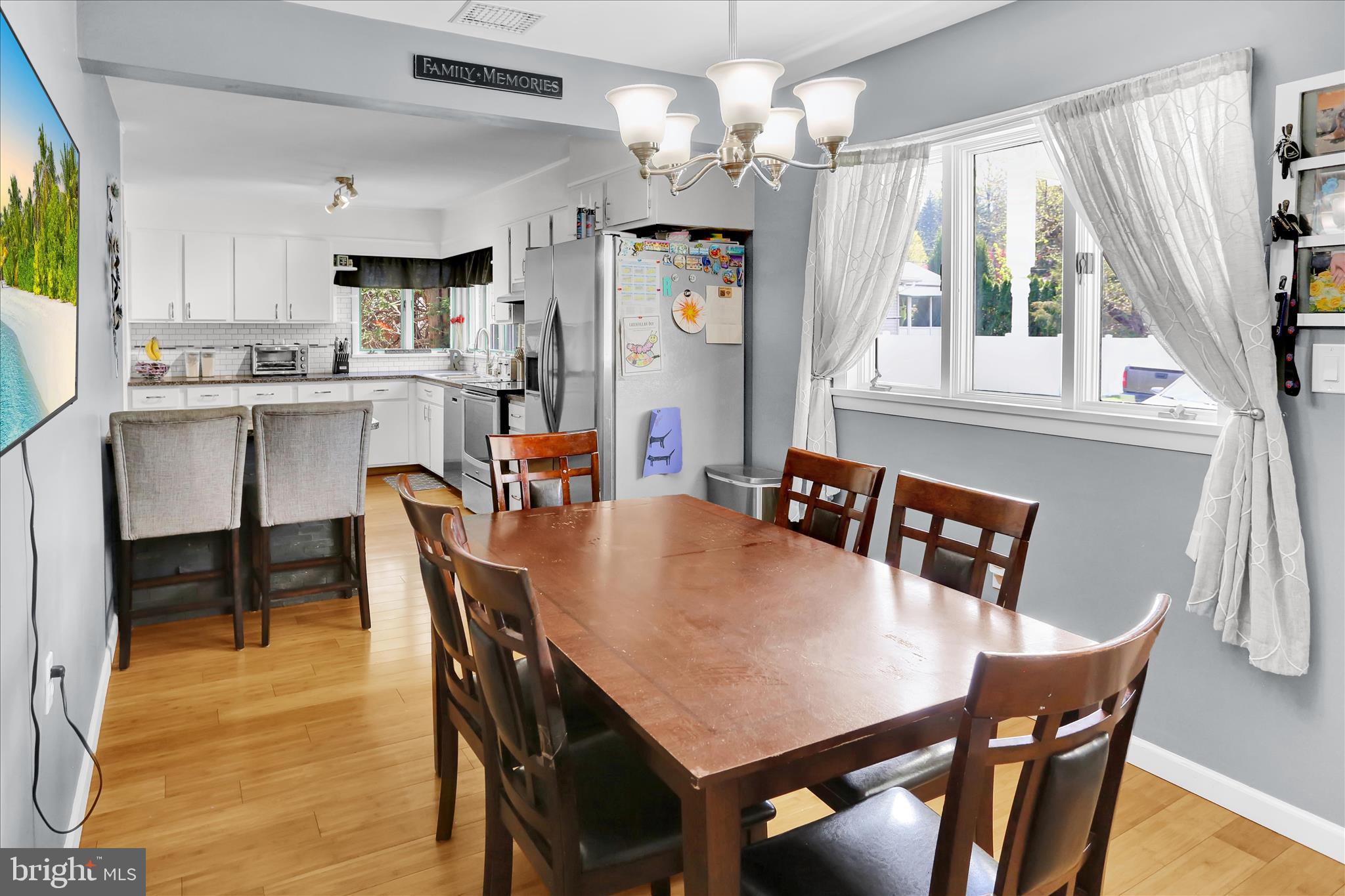738 Philadelphia Avenue Reading, PA 19607 - Photo 10 of 37 E26A3663