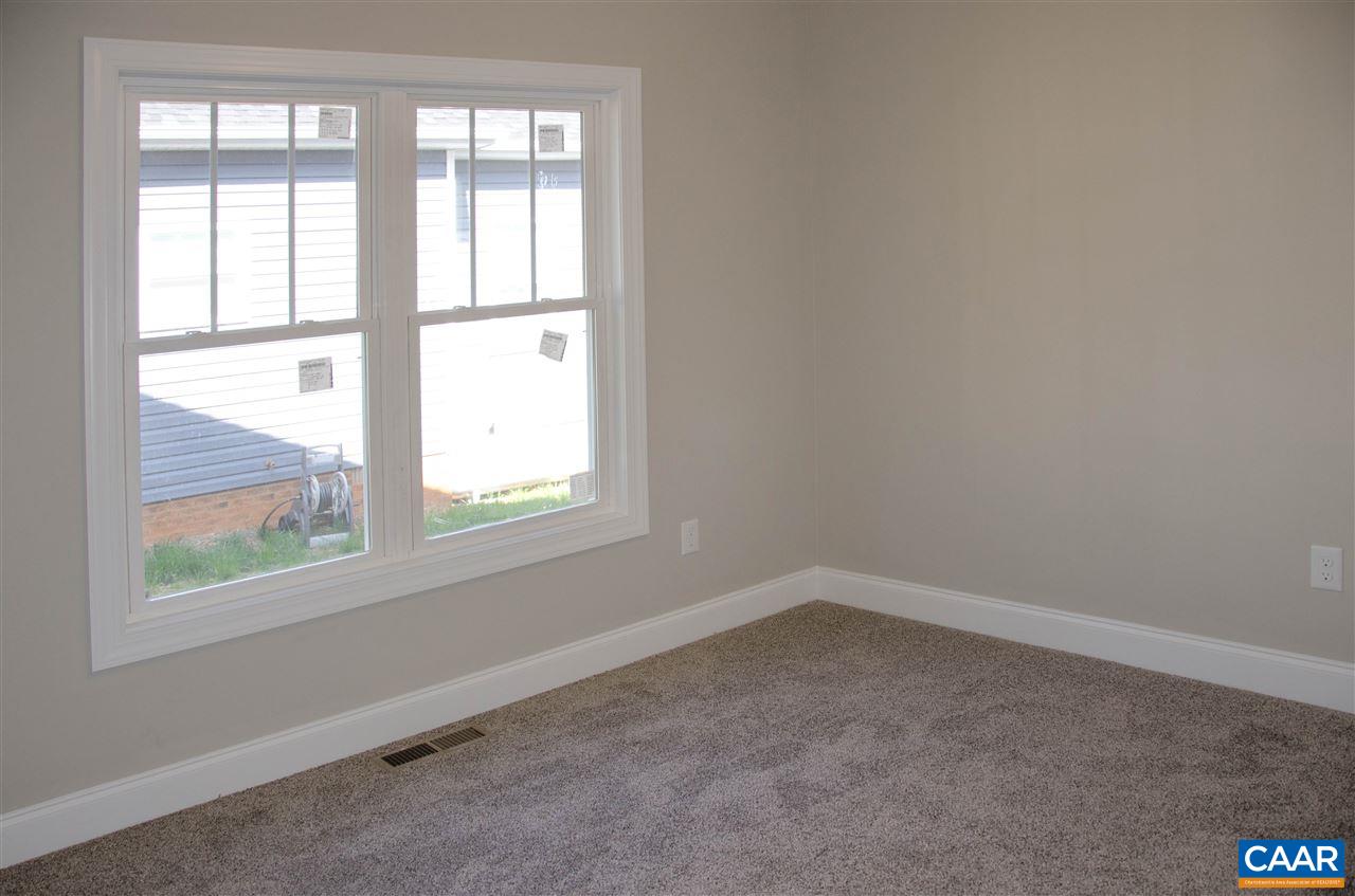 919 Battery Road Waynesboro, VA 22980 - Photo 14 of 21 Gallery Image 14
