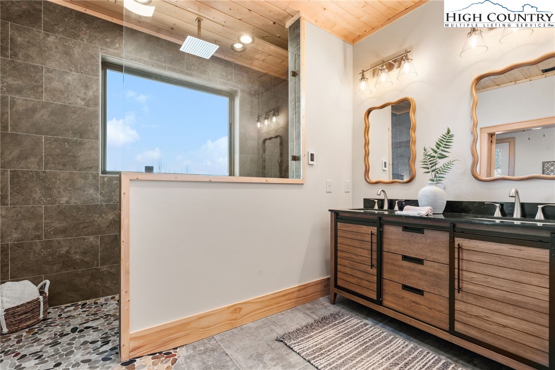 171 Pleasant View Vilas, NC 28692 - Photo 22 of 49