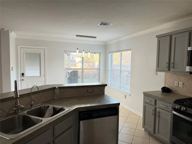 $1,850 | 20034 Silver Rock Drive, Katy, TX 77449