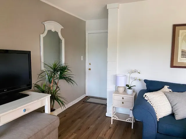 $1,800 | 4000 Gulf Terrace Drive, Unit 275, Destin, FL 32541