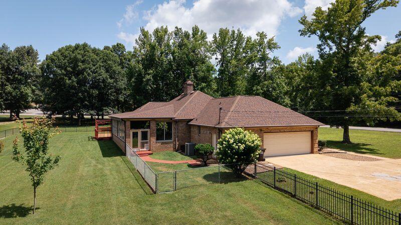 9031 Brow Lake Road Soddy-Daisy, TN 37379 - Photo 7 of 50 9031 Brow Lake 40
