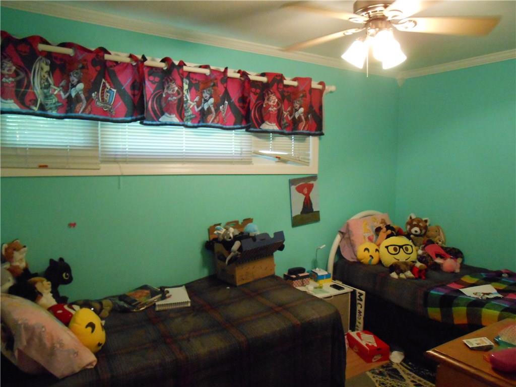 939 Forsythe Road Carnegie, PA 15106 - Photo 12 of 17 Gallery Image 12