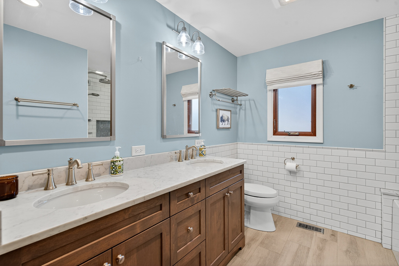 7800 Brunswick Road Darien, IL 60561 - Photo 13 of 33 a bathroom with a granite countertop sink mirror and toilet