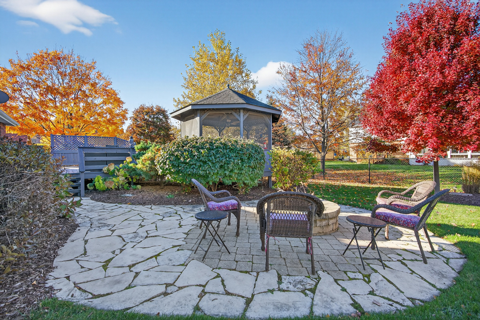 7800 Brunswick Road Darien, IL 60561 - Photo 28 of 33 a view of a chairs and table in backyard
