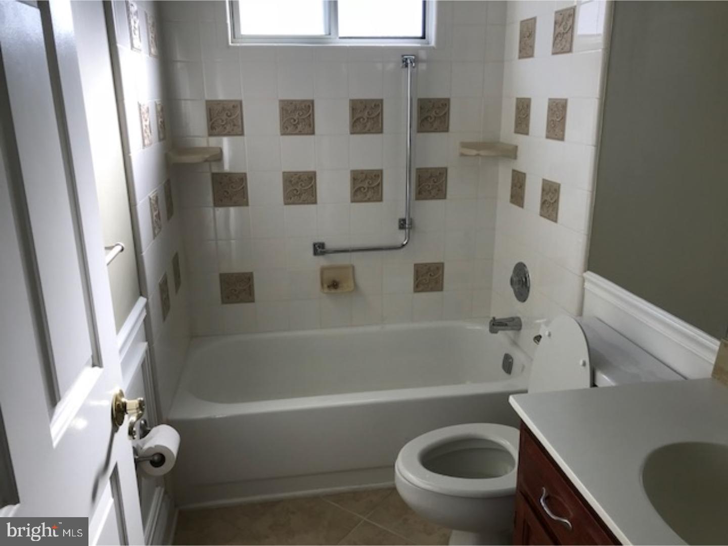 11 Stratford Road Southampton, NJ 08088 - Photo 17 of 21 Bathroom