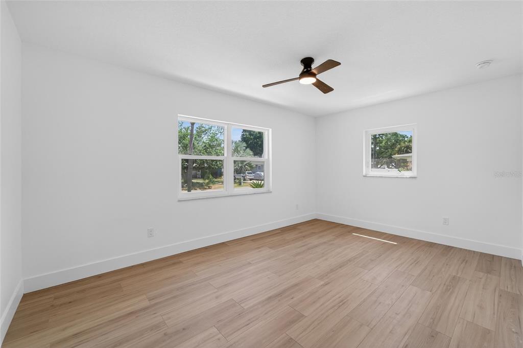 4810 Del Rio Way South Gulfport, FL 33711 - Photo 15 of 64