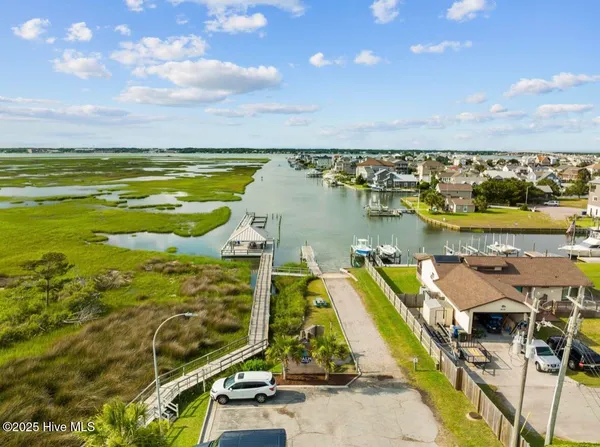 $151,000 | 602 West Fort Macon Road, Unit 116, Atlantic Beach, NC 28512