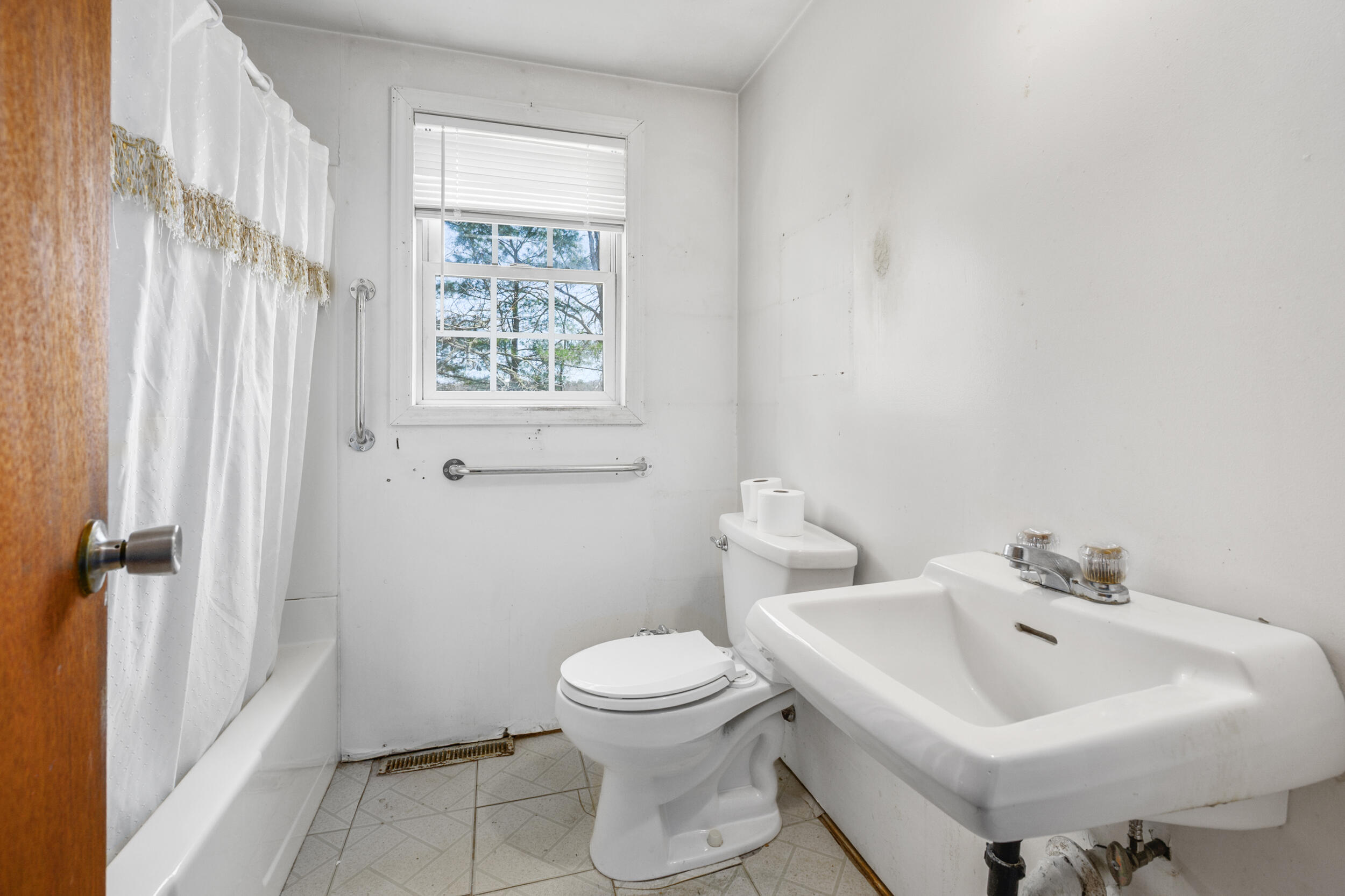 22 Longfellow Drive Centerville, MA 02632 - Photo 23 of 34 28_dsc_2236