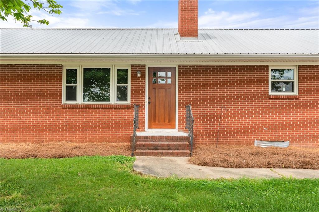 1738 Friendship Church Road Lexington, NC 27295 - Photo 6 of 50 Gallery Image 6