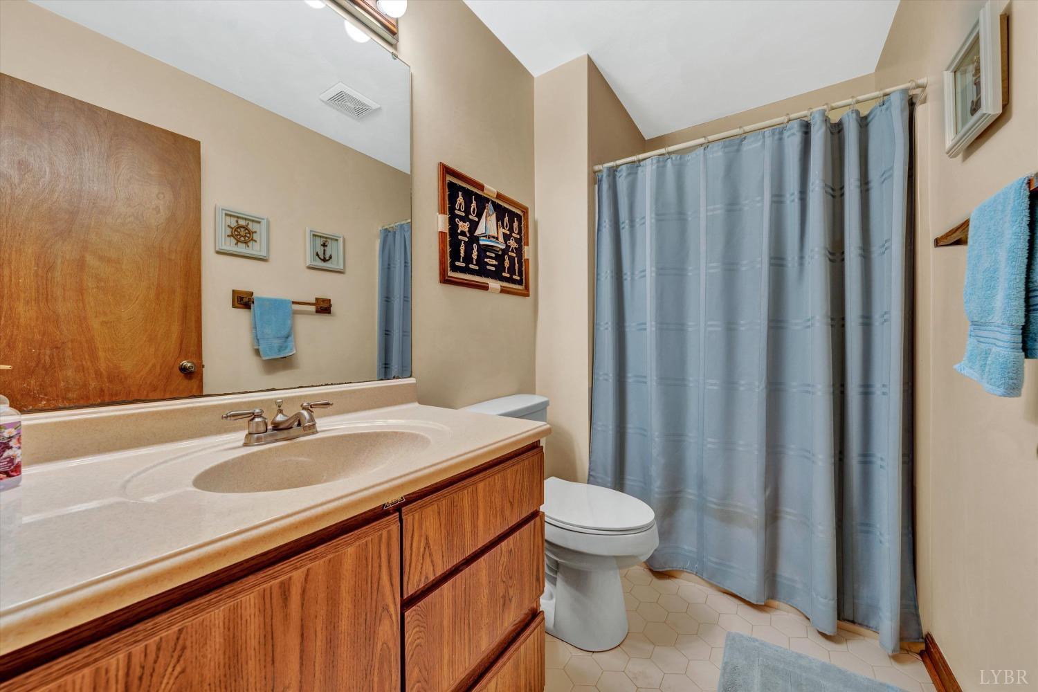 797-797 Oldfield Road Moneta, VA 24121 - Photo 25 of 41 Gallery Image 25