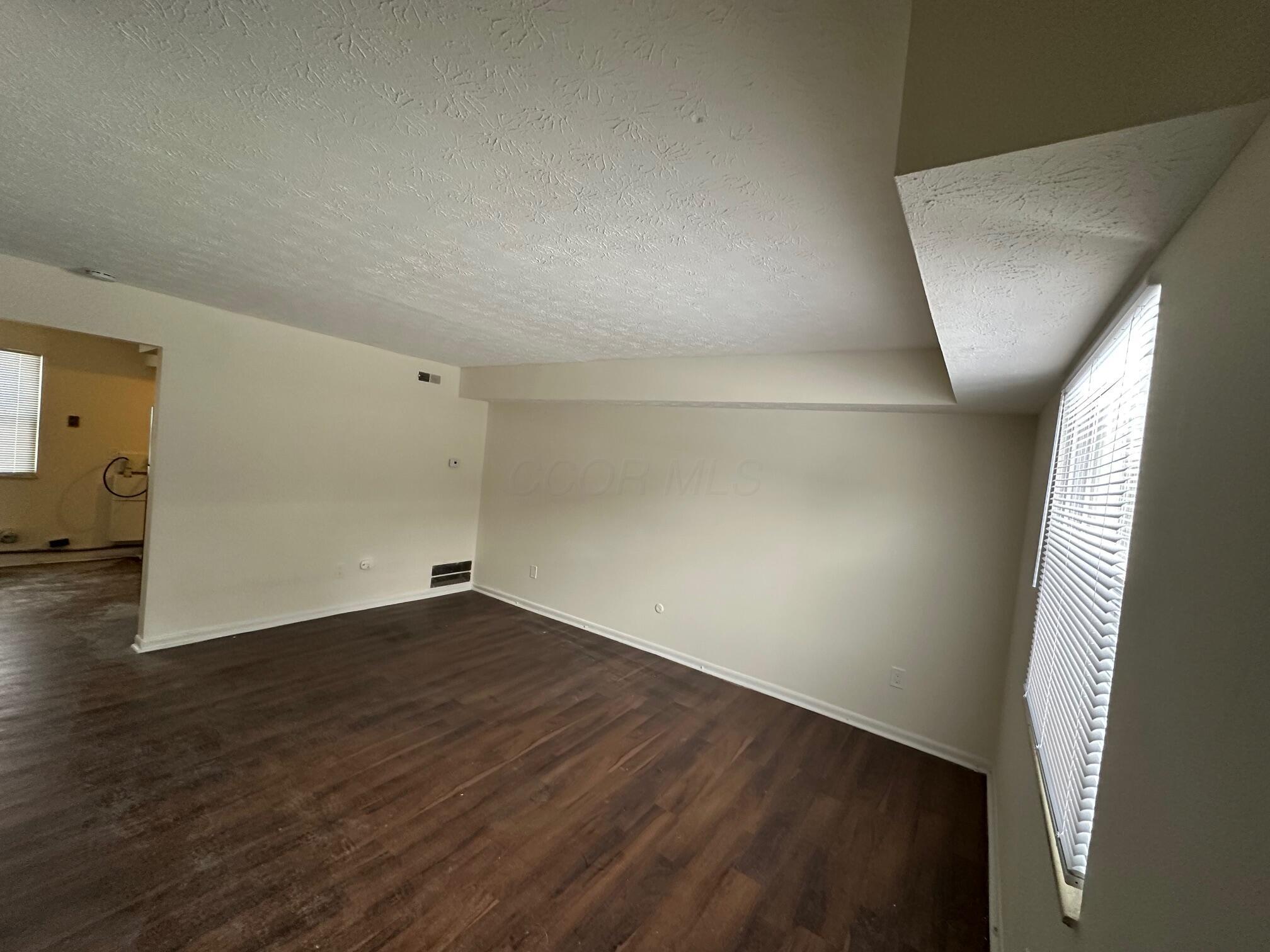 3088 Howey Road Columbus, OH 43224 - Photo 2 of 6 image0