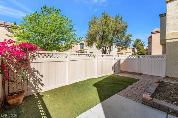 $1,800 | 6425 North Buttercup Creek Street, North Las Vegas, NV 89084