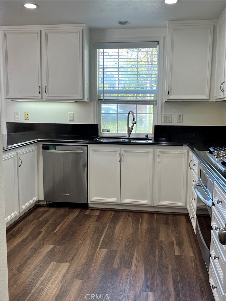 41 Walbert Lane Ladera Ranch, CA 92694 - Photo 9 of 12