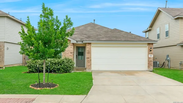 $1,800 | 165 Kakapo Drive, San Antonio, TX 78253