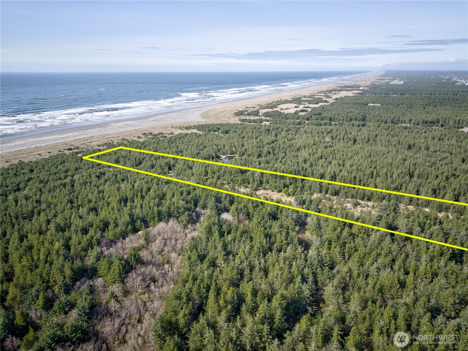 0 35th & J Lane Seaview, WA 98644 - Photo 10 of 26 a view of a green field with ocean view