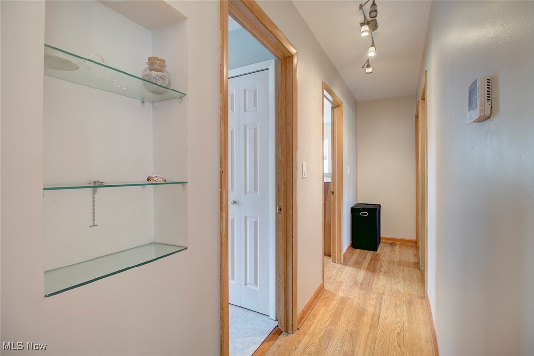 19071 Howe Road Strongsville, OH 44136 - Photo 7 of 25