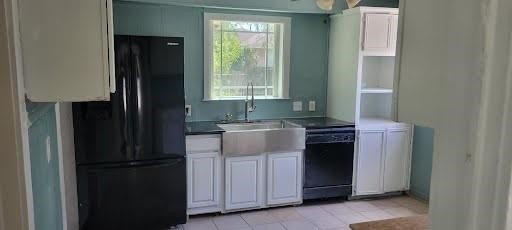 814 East 39th Street Houston, TX 77022 - Photo 16 of 18 a kitchen with a refrigerator stove and a sink