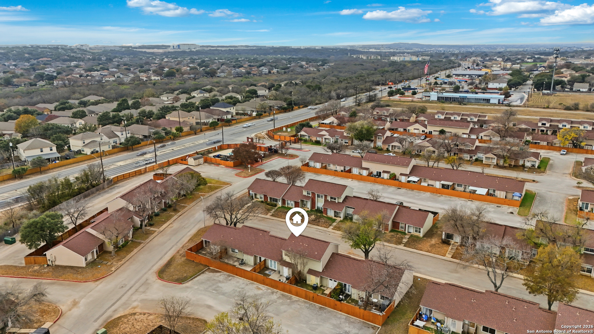 9140 Timber Path, Unit 3003 San Antonio, TX 78250 - Photo 35 of 38 an aerial view of a city