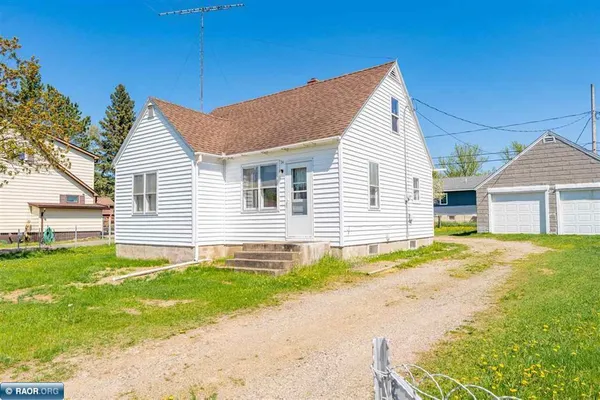 $85,000 | 34 2nd Avenue, Soudan, MN 55782