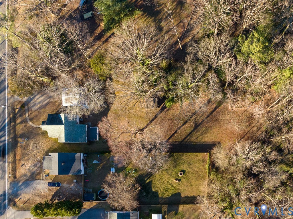 515 Ruthers Road Richmond, VA 23225 - Photo 2 of 34 a front view of a house with a yard