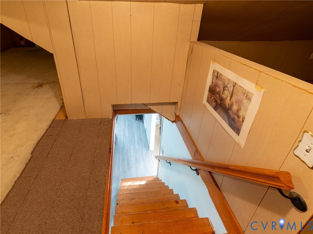 515 Ruthers Road Richmond, VA 23225 - Photo 24 of 34 a view of a staircase