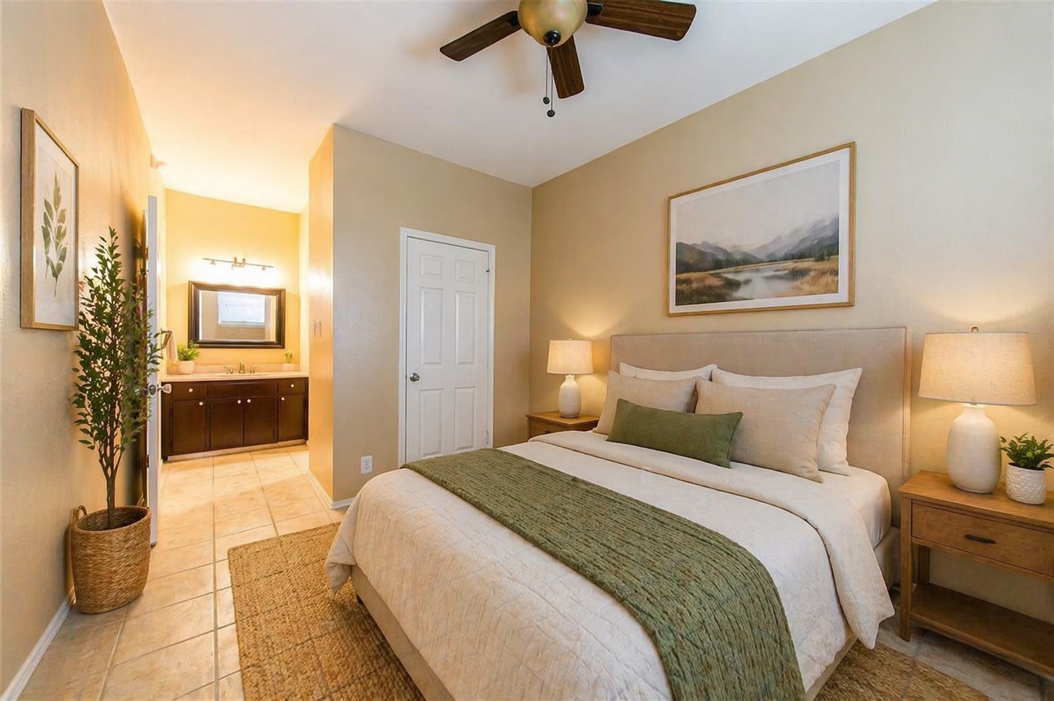 3206 King Street, Unit 208 Austin, TX 78705 - Photo 2 of 10