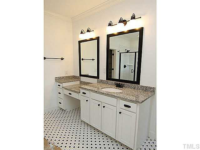 307 Mulberry Street Raleigh, NC 27604 - Photo 12 of 23 Master Bath/Spa