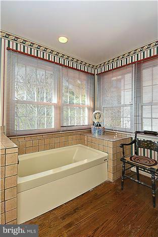 6 Brookland Ridge Road Lutherville-Timonium, MD 21093 - Photo 15 of 20 Master Bath