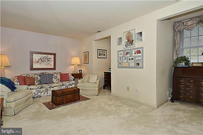 6 Brookland Ridge Road Lutherville-Timonium, MD 21093 - Photo 17 of 20 Bedroom