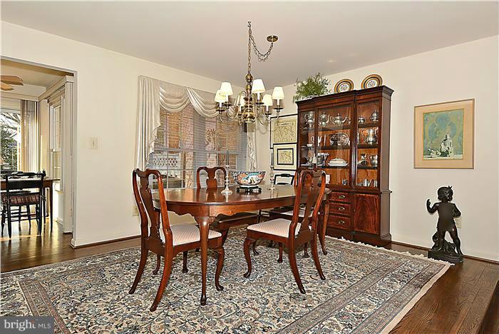 6 Brookland Ridge Road Lutherville-Timonium, MD 21093 - Photo 6 of 20 Dining Room