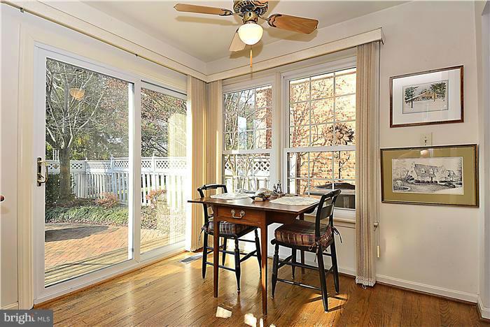 6 Brookland Ridge Road Lutherville-Timonium, MD 21093 - Photo 10 of 20 Kitchen Breakfast Area