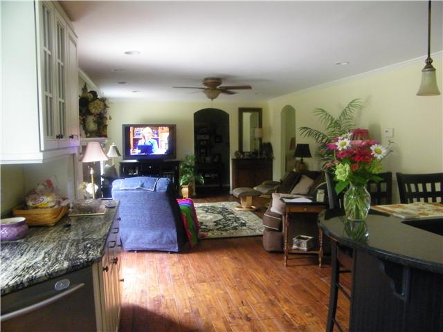 2003 Hartland Road Franklin, TN 37069 - Photo 5 of 9 Gallery Image 5